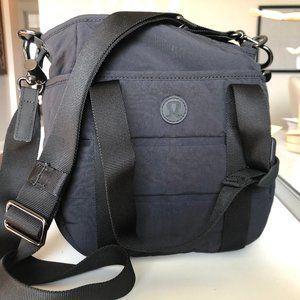 Lululemon Dash all day bucket bag